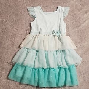 Girls dress